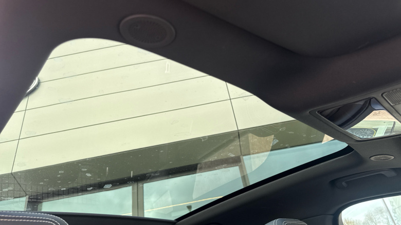 Jaguar F-Pace 2.0 P250 R-Dynamic Black 5dr Auto AWD Petrol Estate